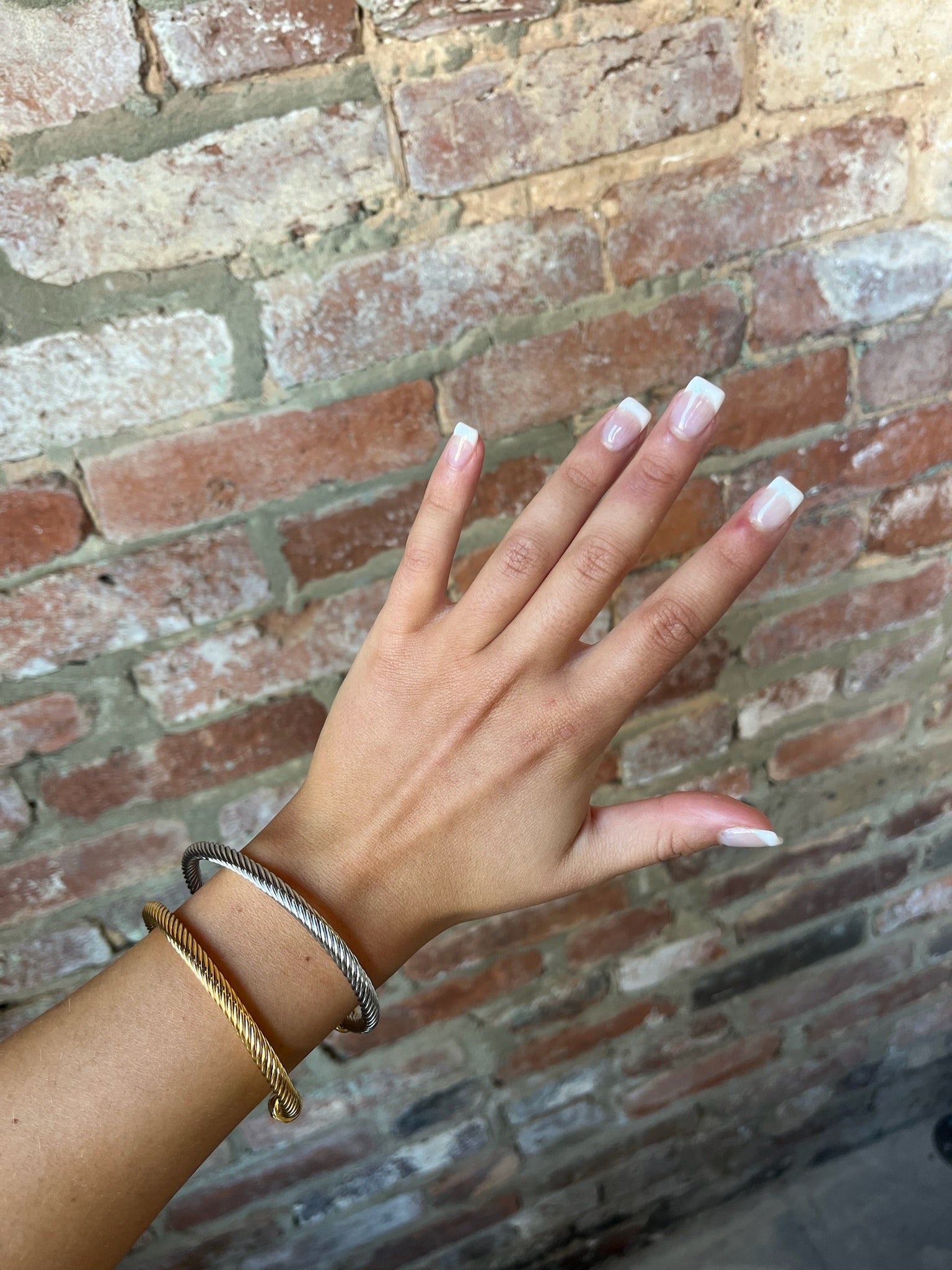 18k Non-Tarnish Cable Bangle