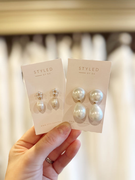 Dainty Pearl Bridal Earrings