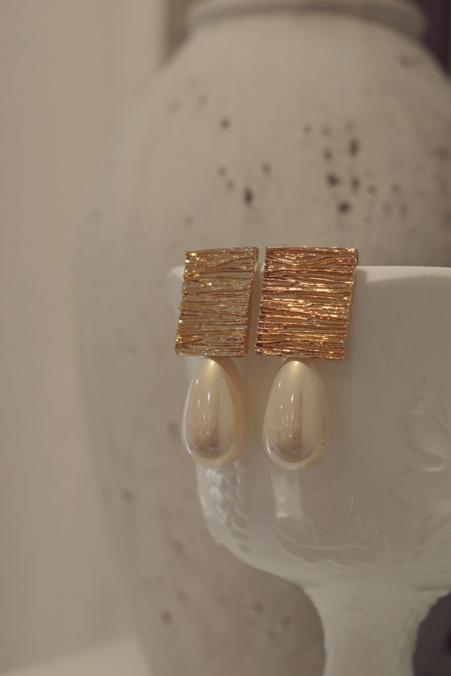 Textured Gold & Pearl Studs