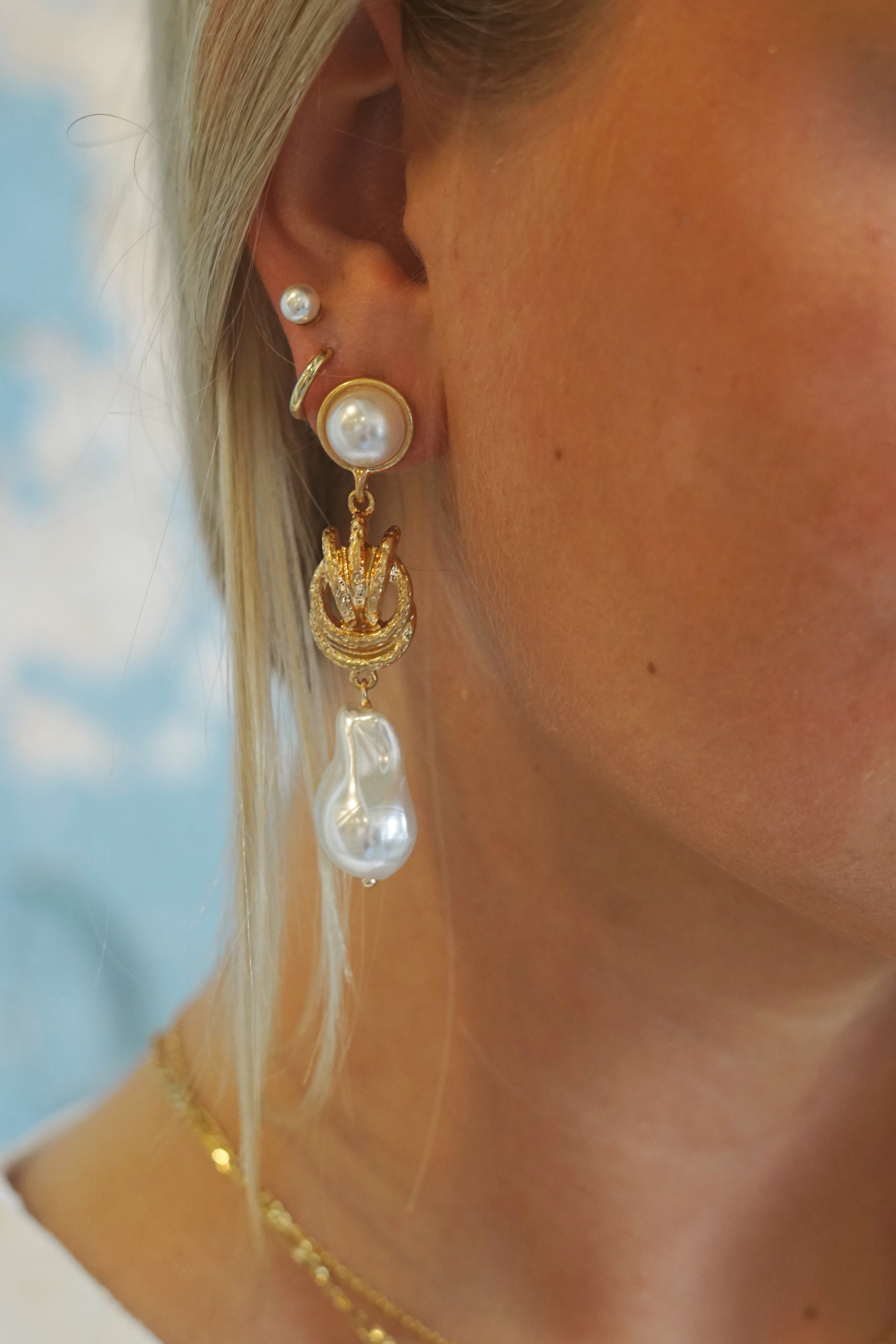 Naut Dangle Pearls