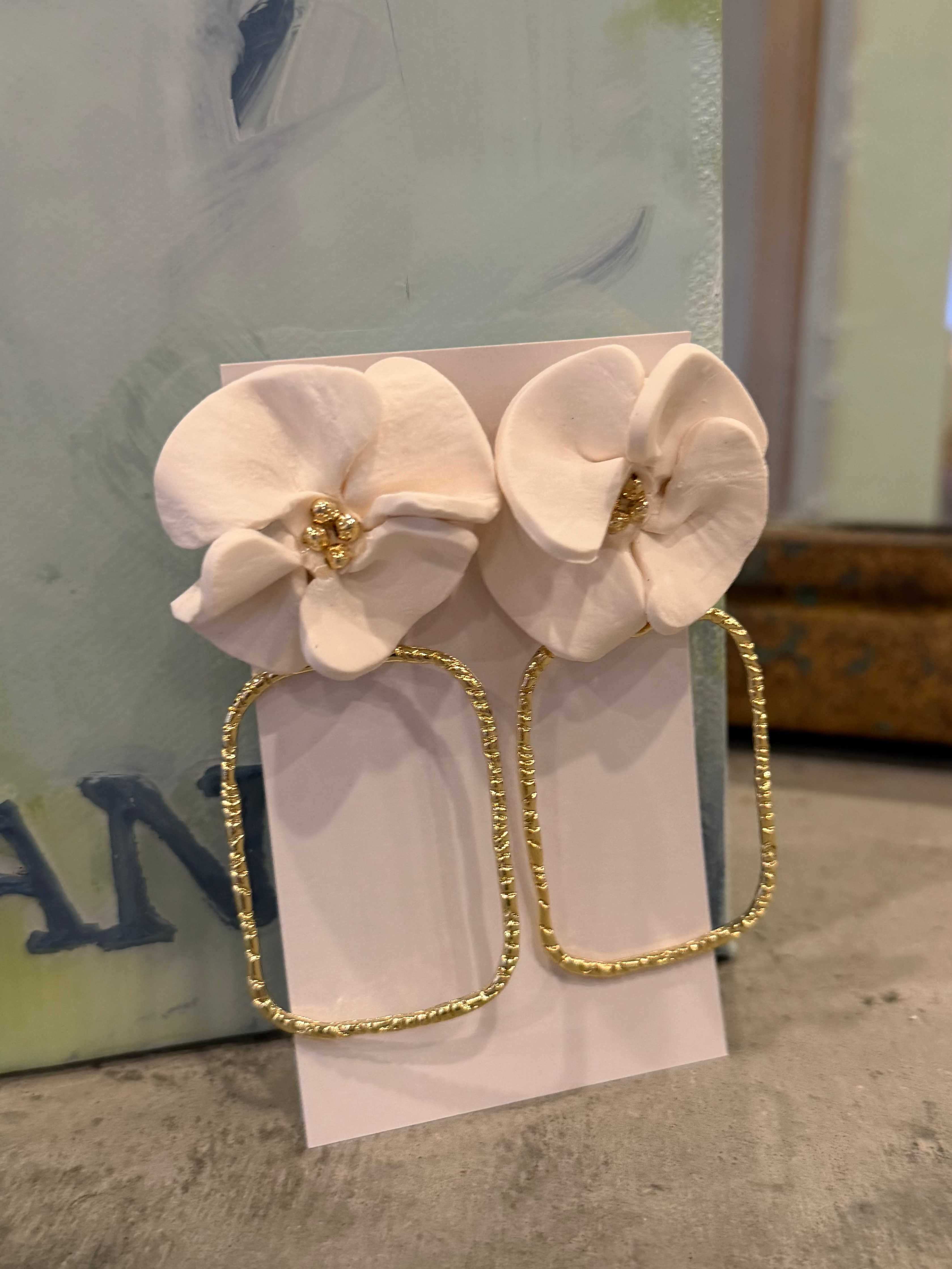 Ivory Garden Hoops